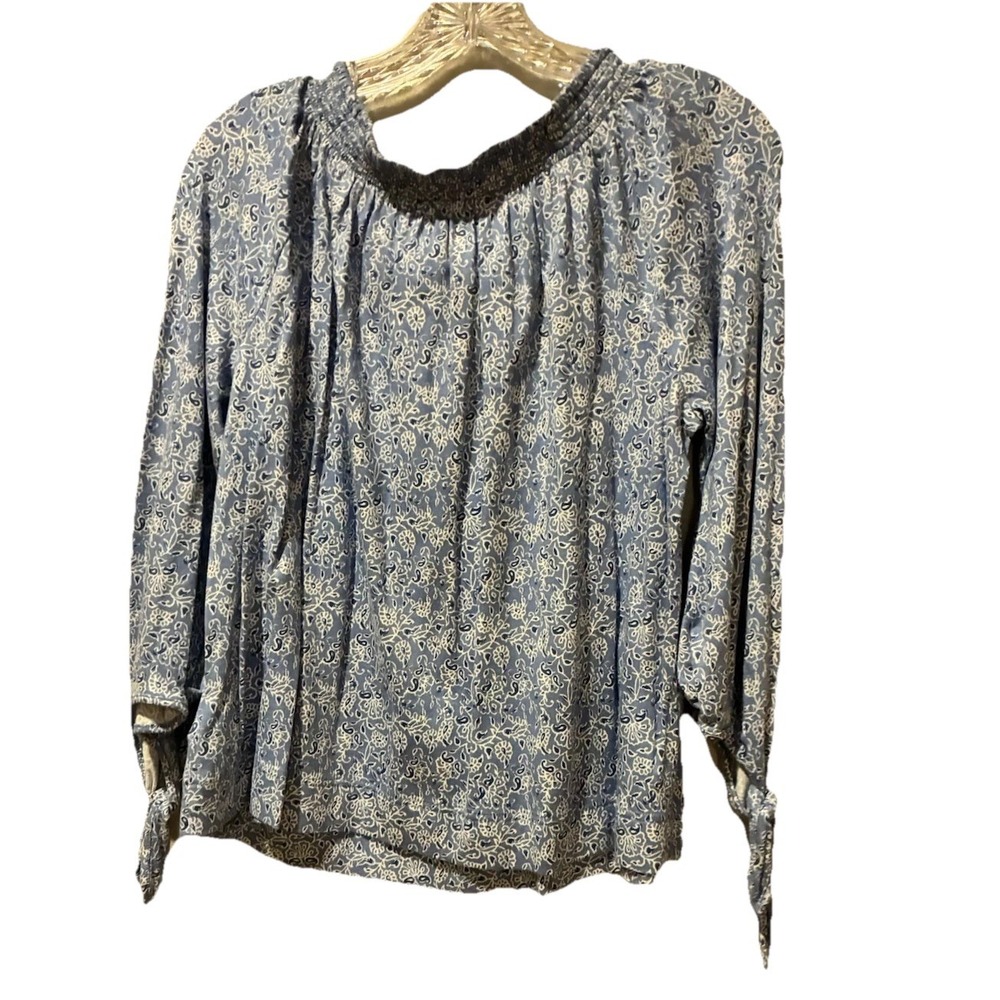 Women's Chaps Floral Medium Petite Shirt Blue Blouse Cute